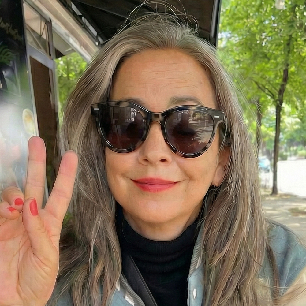 JULIANE WALKER - Creative Producer